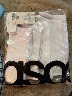 White Crew Socks Pack - Visible 'asos' Logo